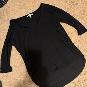 Guess Black Long Sleeve V-Neck Top